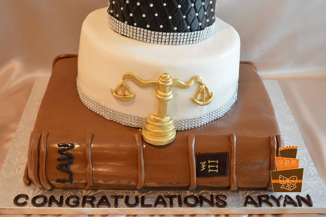 Graduation (Law) Graduation Cake, A Customize Graduation cake